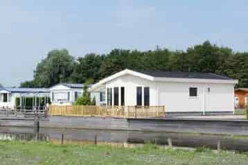 Luxe Chalet Resort De Rijp Noord Holland Te Koop
