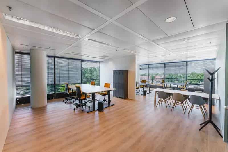 Kantoorruimte te Huur Groningen 3271m² MyOffice Winschoterdiep