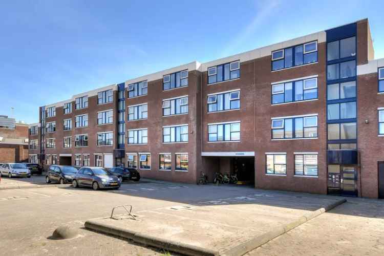 Appartement te koop Oosterhout: 4-kamer appartement gerenoveerd 2023 2024