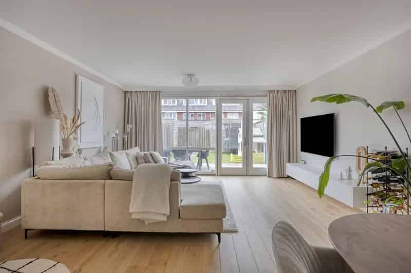Huis te koop Koolhovenlaan Tilburg Ruime woning 3 slaapkamers
