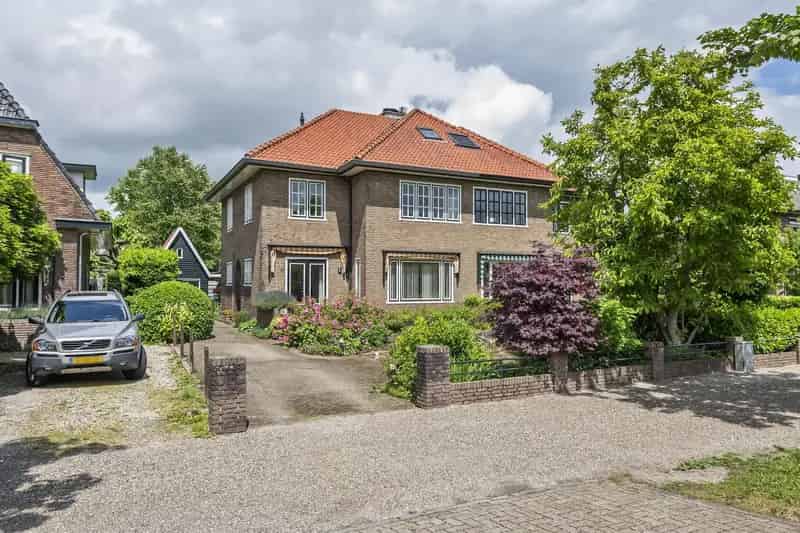 Jaren 30 Tweekapper Geldermalsen 5 slaapkamers Grote Tuin