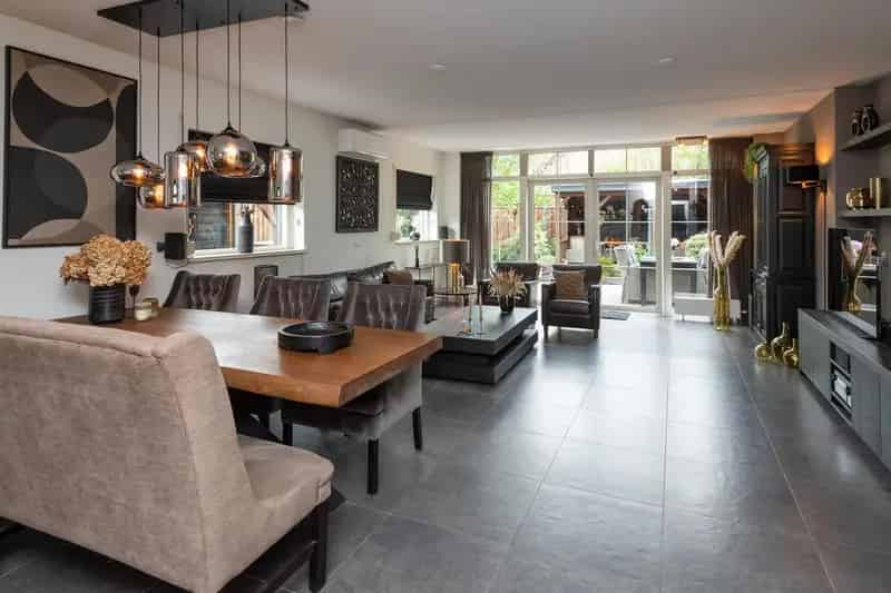 Royale Uitgebouwde Hoekwoning 5 Slaapkamers Drievliet