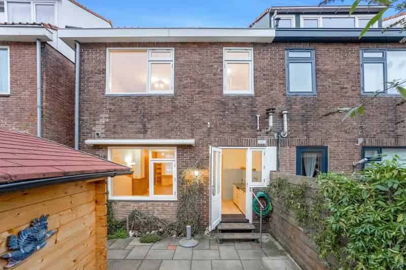 Huis te koop Zaandam Veeringstraat 3 slaapkamers