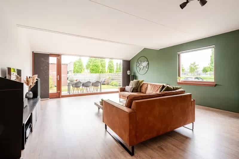 Ruime Hoekwoning Lelystad 131m2 Dakterras Tuin Energielabel A