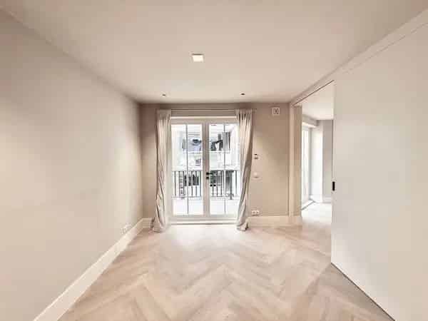 Appartement 61m2 te huur 2 slaapkamers balkon