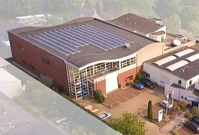 Bedrijfsruimte met Luxe Woning te Koop