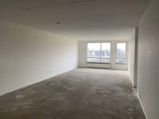 Galerijflat 85m2 3 Kamers Zwijndrecht te Huur