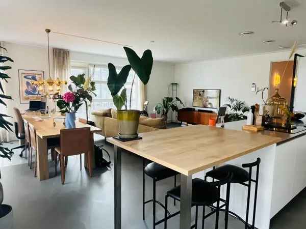 Te Huur: 2 Slaapkamers Appartement Revaleiland Amsterdam