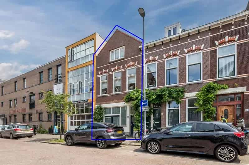Huis te koop Rotterdam Noord: Ruime woning met bedrijfsruimte
