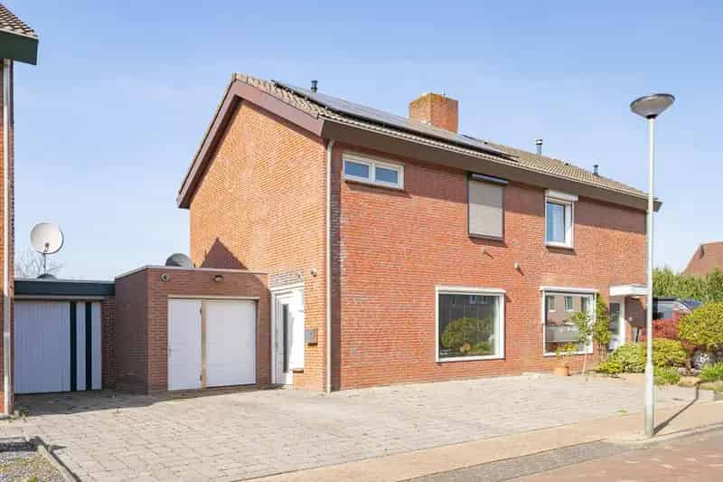 Gerenoveerde woning Landgraaf 3 slaapkamers tuin garage