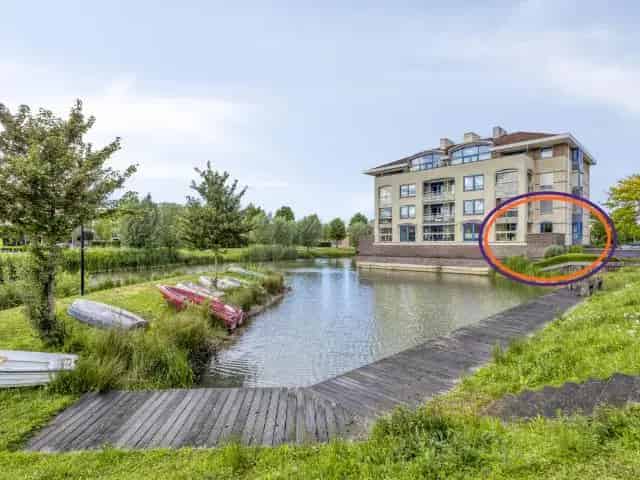 Appartement te koop Beuningen: Ruim appartement met balkon en parkeerplaats