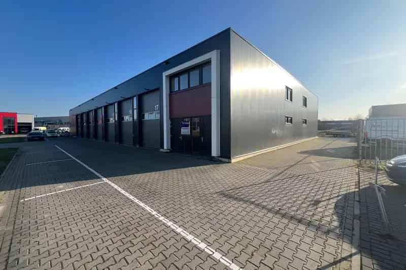 Bedrijfshal Raalte te Huur Amperestraat