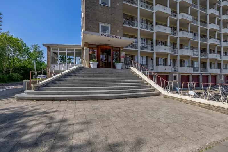 Appartement te koop Den Haag: Licht en ruim appartement nabij strand en winkels