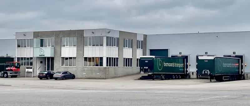Bedrijfshal te Huur Halsteren 1200m² Logistiek Opslag