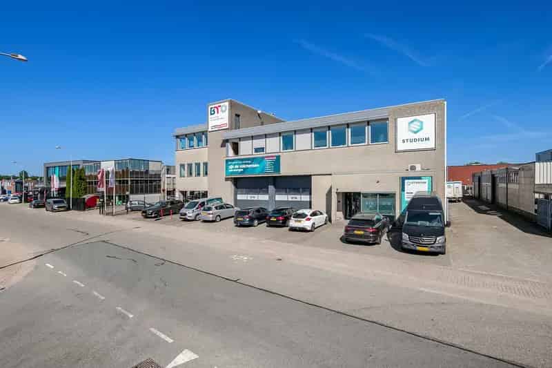 Bedrijfshal te koop Barneveld 1954m2 A1 A30