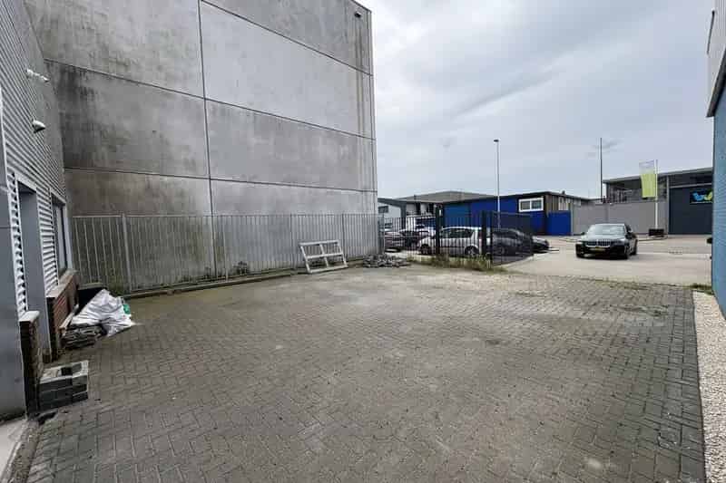 Bedrijfshal te Huur Rotterdam 191m²