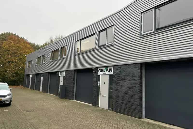 Bedrijfshal te Huur Rosmalen 80m2 Kantoor 80m2 Bedrijfsruimte