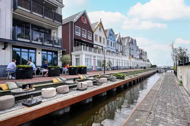 Luxe Pakhuis Loosdrechtse Plassen 5 slaapkamers 303m²