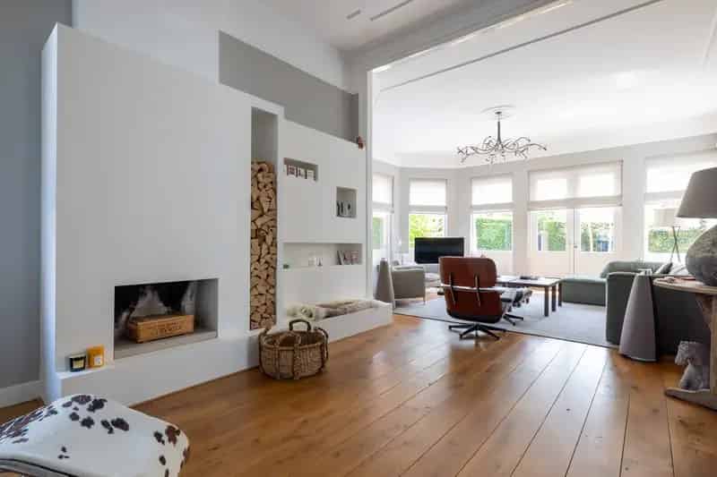 Klassieke Villa te Koop Vlaardingen 348m2  719m2 Grond Luxe Renovatie