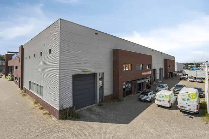 Bedrijfshal Rotterdam Osakastraat 373m2 A+