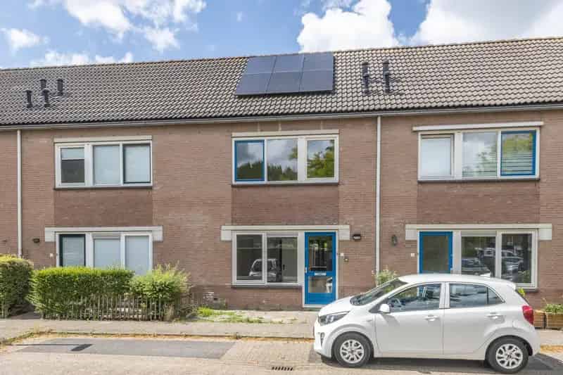 Eengezinswoning Purmer Zuid 82 5m2 uit te breiden naar 100m2