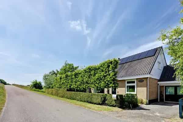 Vrijstaande woning Burghsluis Oosterschelde 8800m2