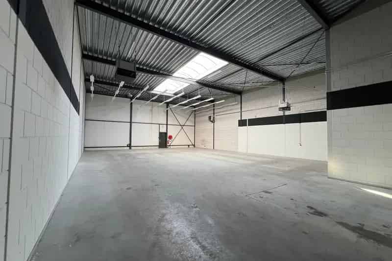 Bedrijfshal Ridderkerk te huur: Moderne ruimte A15 A16