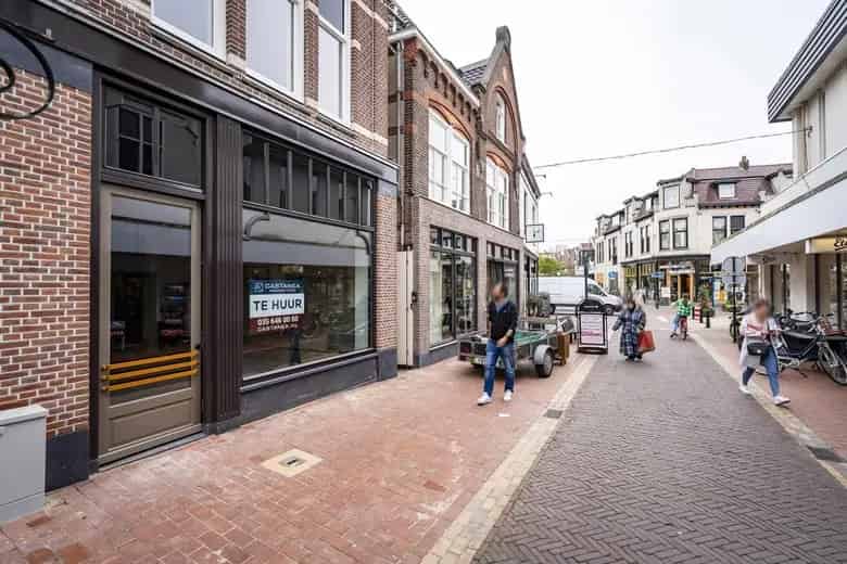 89m2 Winkelruimte te Huur Bussum A1 Locatie