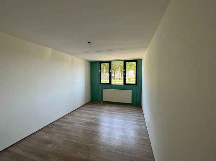 Appartement Te Huur in 378, Zeezigt, Diemen, Noord-Holland