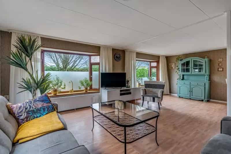 Vrijstaande Bungalow aan de Waal nabij Nijmegen