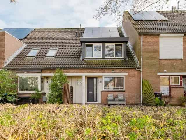 Ruime eengezinswoning 4 slaapkamers Vogelenzang