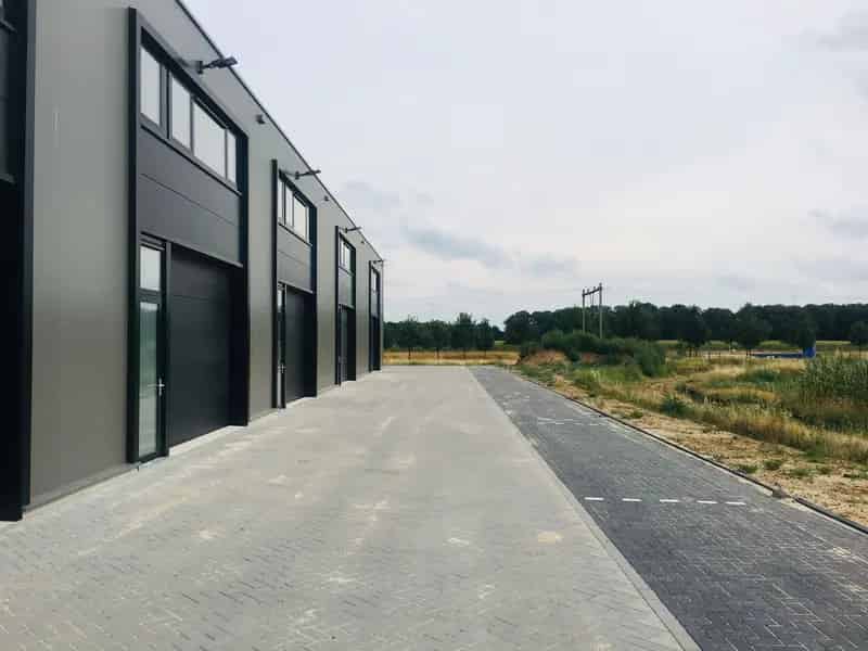 Bedrijfshal te Huur Herten 100m2
