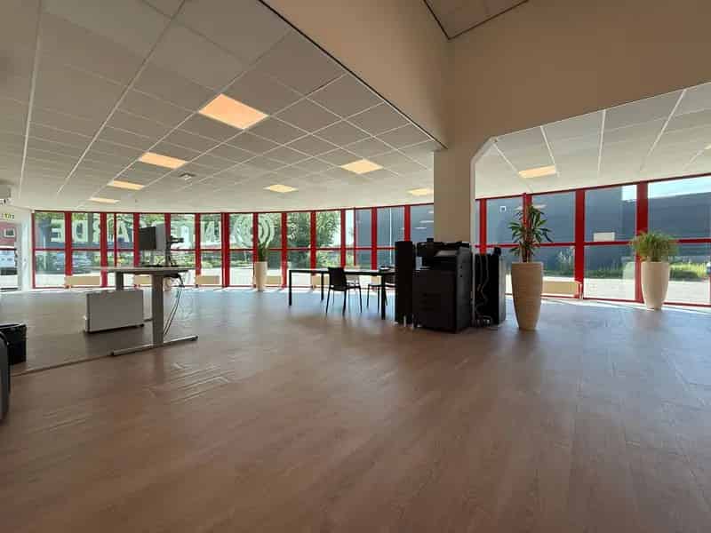 Bedrijfshal Weert | Zoek bedrijfshallen te huur: Graafschap Hornelaan 161 6001 AC Weert 