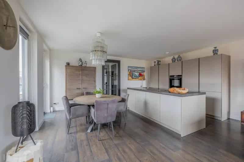 Appartement te koop Waalwijk: Luxe benedenwoning met A+++ label