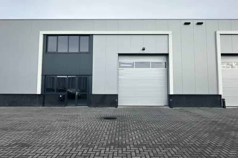 Bedrijfshal te huur Tholen 350m²