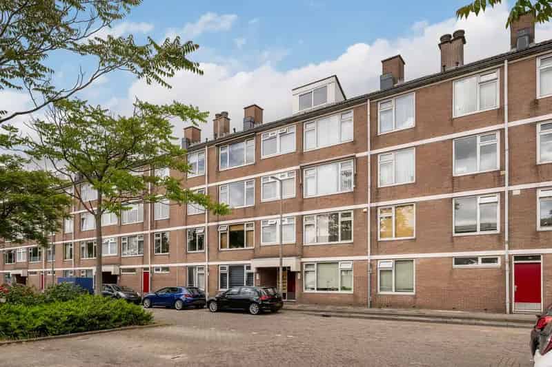 Ruim 5-kamerappartement Schiedam 133m2  4 slaapkamers Balkon Berging