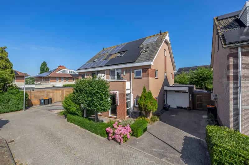 5 Slaapkamer Tweekapper Waddinxveen Zuidplas Ruime Tuin Garage Zonnepanelen