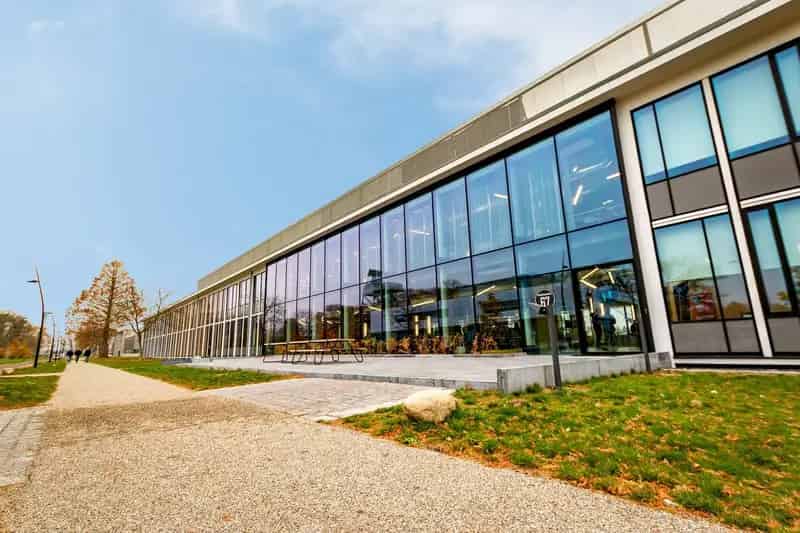 Kantoorruimte te Huur Hengelo Uniek Gebouw Gemeenschappelijke Faciliteiten