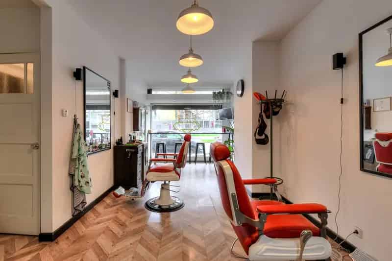 Huis te koop Breda: Winkel-woonhuis met kapsalon