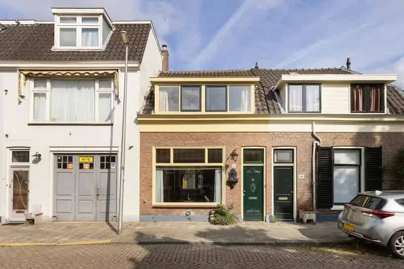 Kluswoning Utrecht Oude Kerkstraat Ruime Tuin Karaktervol