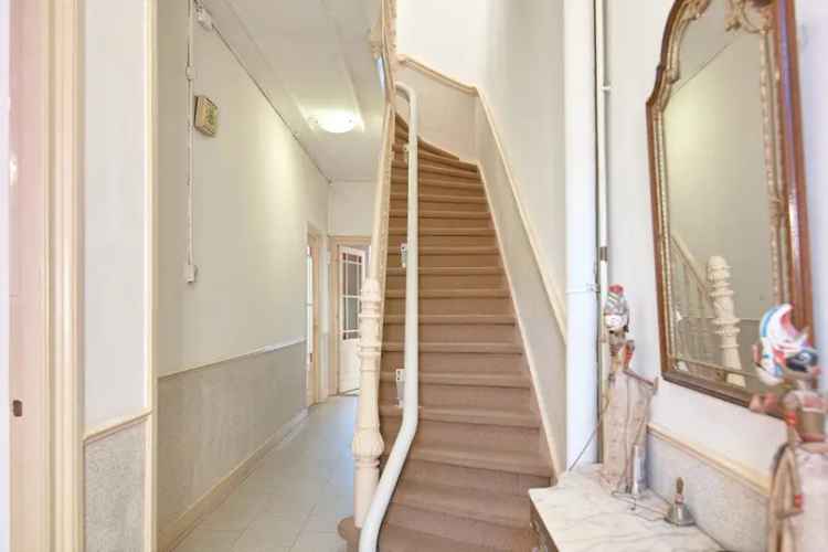 Herenhuis Bezuidenhout 7 Slaapkamers Grote Tuin A1 Locatie