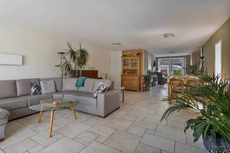 Huis te koop Rotterdam Nesselande 4 slaapkamers moderne keuken