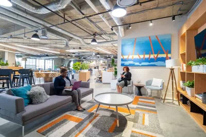 Business World Lounge Vianen: Flexibele Kantoorruimte voor Bedrijven