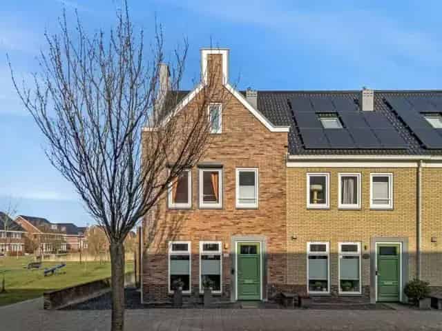 Hoge Weere 125 Zwaag Royale Hoekwoning 4 slaapkamers