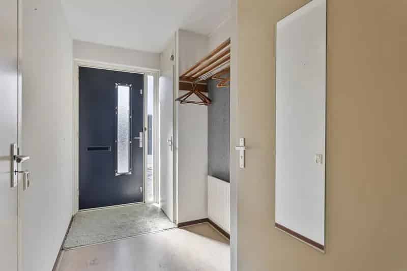 Ruime Levensloopbestendige Woning in Roosendaal met Patio en Garage