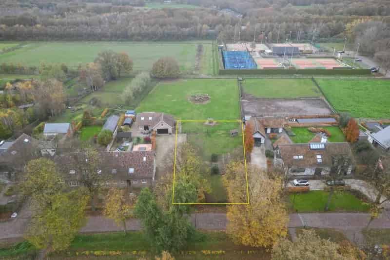 Bouwgrond Heesch 1100m2 Vrijstaand Huis Nabij Centrum en Snelwegen