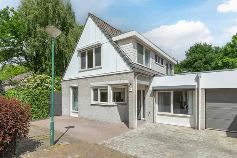 Semibungalow te koop in Rijen 4 slaapkamers 2 badkamers