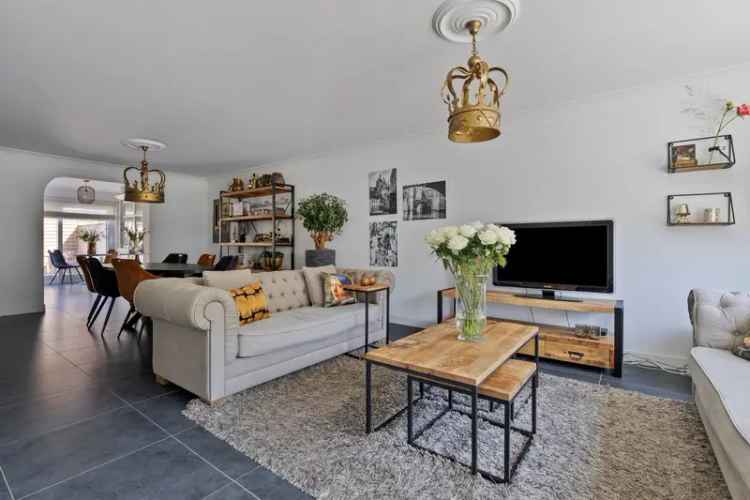 5 Slaapkamers Ruime gezinswoning Hintham Noord