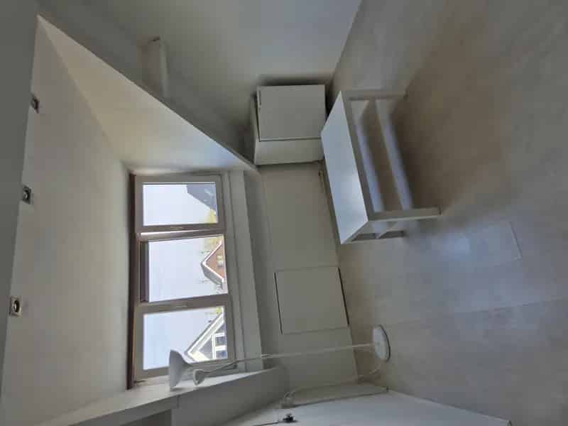 Paradijsje in het Groen: Ruim Appartement nabij Ring en Metro