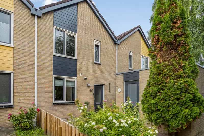 Huis te koop Woudenberg: Moderne Tussenwoning met 3 slaapkamers